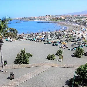 Beach & Fun Guest house Playa de las Americas (Tenerife)